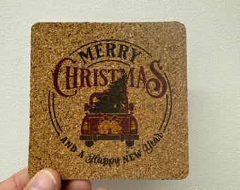 ¡Agrega un toque festivo a tu hogar con posavasos de corcho navideños! Para la decoración navideña o como obsequios especiales. Haz tu pedido ahora y celebra con estilo