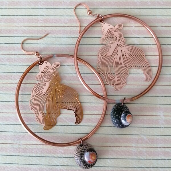 Boucles d'oreilles upcycling cuivre et coquillages