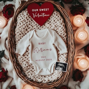 Aesthetic Valentine&#39;s Day Pregnancy Announcement Digital, February Baby Reveal, Gender Neutral Editable Template, Sweet Valentine