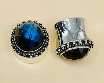 Pair of Blue Fire Natural Labradorite Faceted cut, 925 Sterling silver Plugs, Quality Finished handmade. SIZE: 8g (3MM) to All Boho Style02