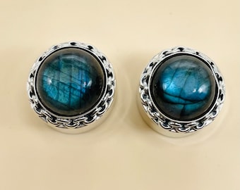 Pair  of 925 Sterling silver Natural Sky Blue Labradorite Plugs, Higher Quality Finished handmade. Size:- 8g(3MM ) Boho Style03