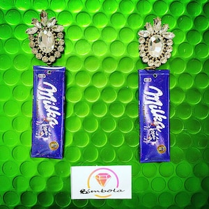 Boucles d’oreilles en chocolat Boucles d’oreilles en chocolat Boucles d’oreilles de Noël Boucles d’oreilles de dessin animé Boucles d’oreilles monstres Boucles d’oreilles de Noël Cadeau pour les femmes Collier de Noël