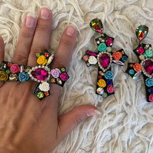 Pendientes flores flower earrings Pendientes dorados gold earrings pendientes Cruz cross earrings pendientes verano summer earrings golden