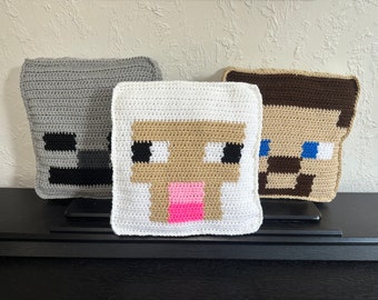 マインクラフト風の羊のかぎ針編み枕のパターン - ゲーマー向けの柔らかくて簡単な DIY クラフト
