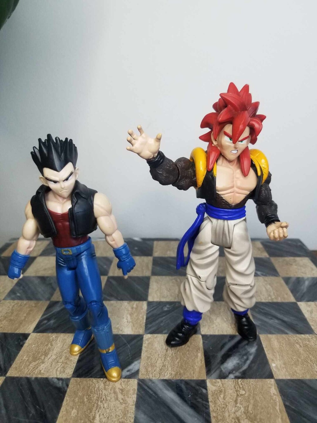 Ss4 gogeta action figure deals