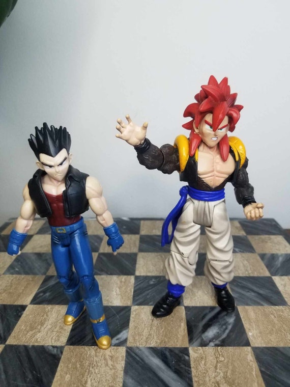 Dragon Ball Gt Super Saiyan 4 Figura Anime Goku Vegeta Gogeta Ssj4