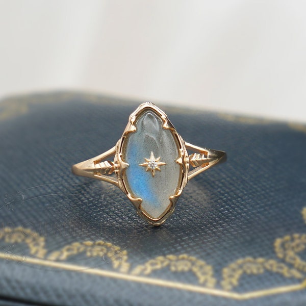 Vintage Labradorite Ring, Blue Labradorite, Labradorite Star Ring, North Star Ring, Marquise Ring, Marquise Shape, Natural Gemstone, For Her