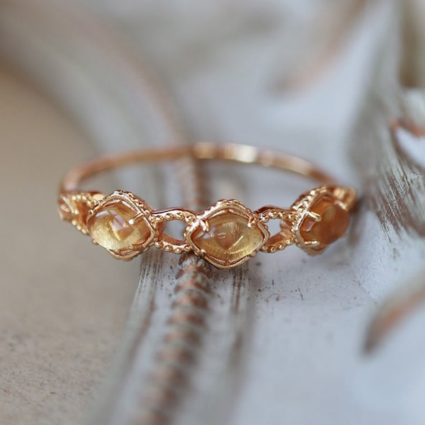 Vintage Natural Citrine Ring, Citrine Cabochon Ring, 3 Stone Citrine Ring, November Birthstone, Yellow Stone Ring, Gemstone Ring, For Her