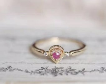 Vintage Ruby Ring, Pear Shape Ring, 3 Stone Ring, Dainty Ring, Birthstone Ring, Gift for Her, Promise Ring, Minimal Ring, Red Ruby Ring