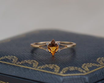 Gold Citrine Shield Ring, Natural Citrine Engagement Ring, Shield Cut Ring, Citrine Gemstone Ring, Crystal Ring, November Birthstone Ring