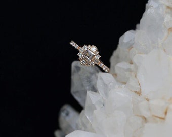 Vintage White Quartz Cluster Ring, Rock Crystal Engagement Ring, Dainty Promise Ring, Act Deco Ring, Diamond Cluster, Minimalist Ring