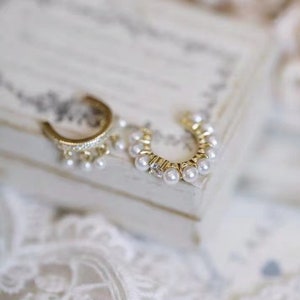 Pearl Ear Cuff, Gold Ear Cuff, No Piercing Earrings, Unique Earrings, Dangle Pearl Wrap, Bridesmaid Gift, Dainty Earrings, Delicate Earrings