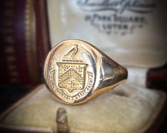 Antique Tiffany & Co Intaglio Signet Ring in 14 Carat Gold C. 1930's Carved Seal Family Crest Armorial Pinky