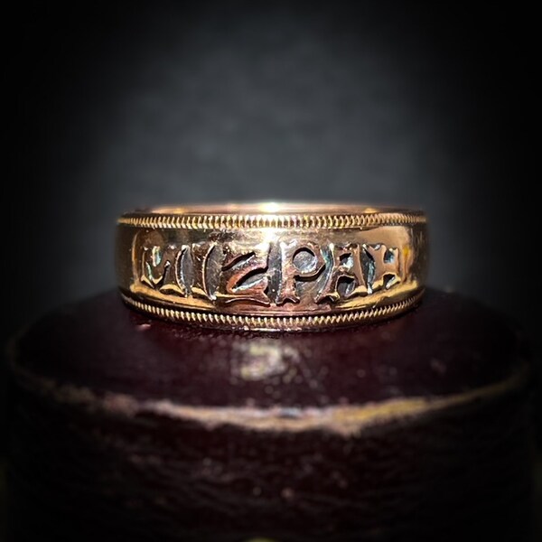 Bague mizpah ancienne en or rose 9 carats gravée vers 1869, style victorien volumineux