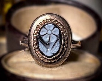 Georgian Forget Me Not Carved Ring in Silver Antique Mourning Engraved Sardonyx Flower