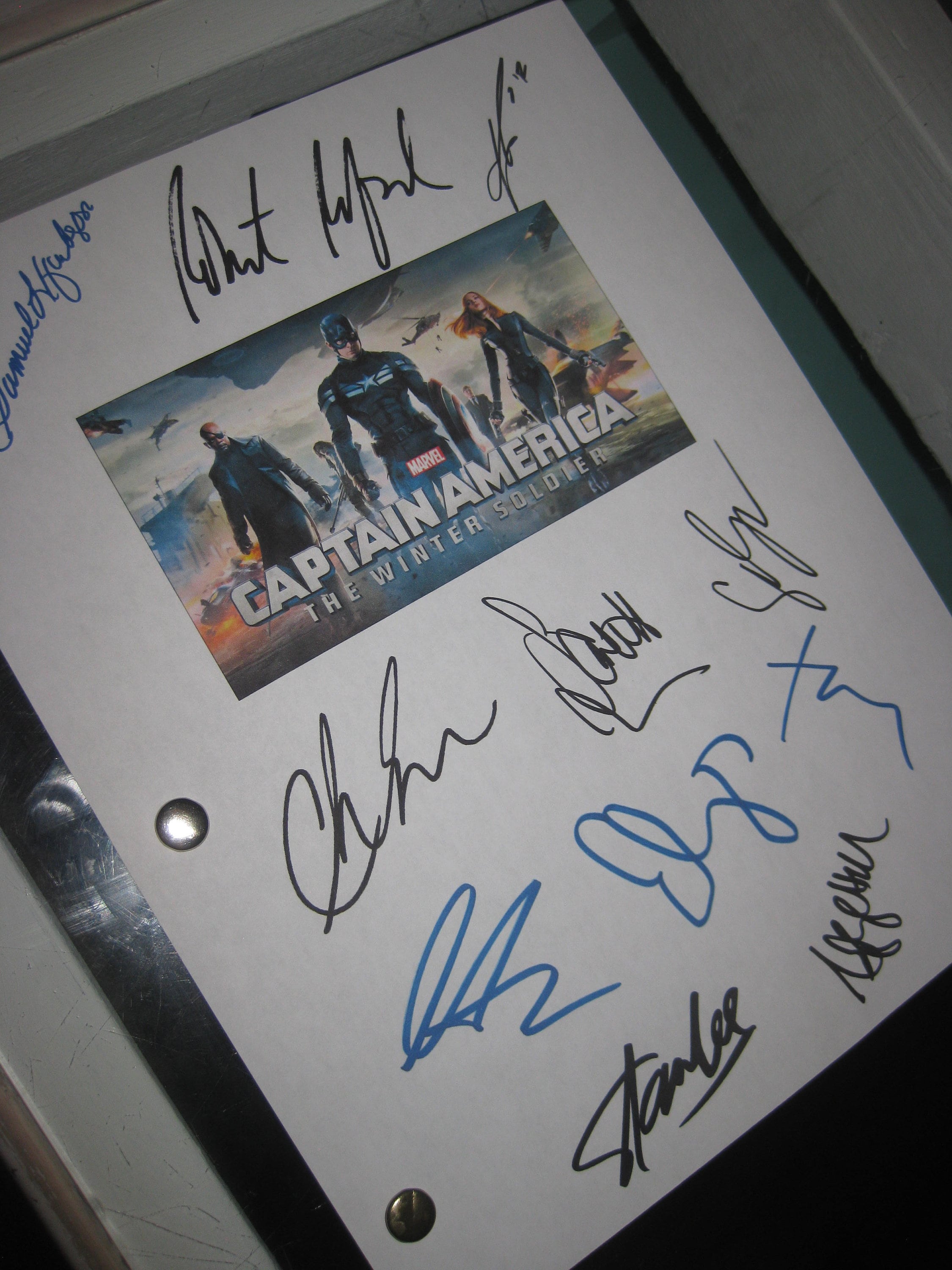 スカーレット・ヨハンソン 直筆サイン マーベル marvel 【公式通販】