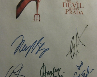 The Devil Wears Prada Signed Movie Film Screenplay Script X6 autographs Meryl Streep Anne Hathaway Emily Blunt Stanley Tucci Simon Baker