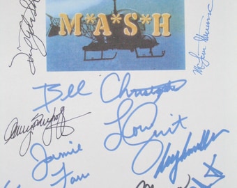 MASH Signed TV Finale Script Goodbye Farewell and Amen Screenplay Autograph X13 Alan Alda Jaime Farr Loretta Swit Harry Morgan Mike Farrell