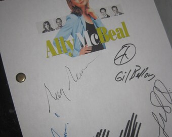 Ally McBeal Signed Pilot TV Script Screenplay Autographs X7 Calista Flockhart Courtney Thorne-Smith Greg Germann Jane Krakowski Bellows 1997