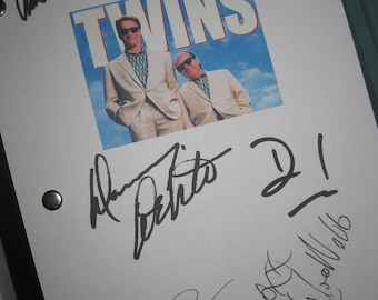 Twins Signed Movie Film Script Screenplay X6 Autograph Arnold Schwarzenegger Danny DeVito Kelly Preston Chloe Webb David Caruso 1988 reprint