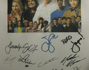 Glee Signed Pilot Script Screenplay X16 Autographs Dianna Agron Chris Colfer Jane Lynch Cory Monteith Matthew Morrison Naya Rivera signature