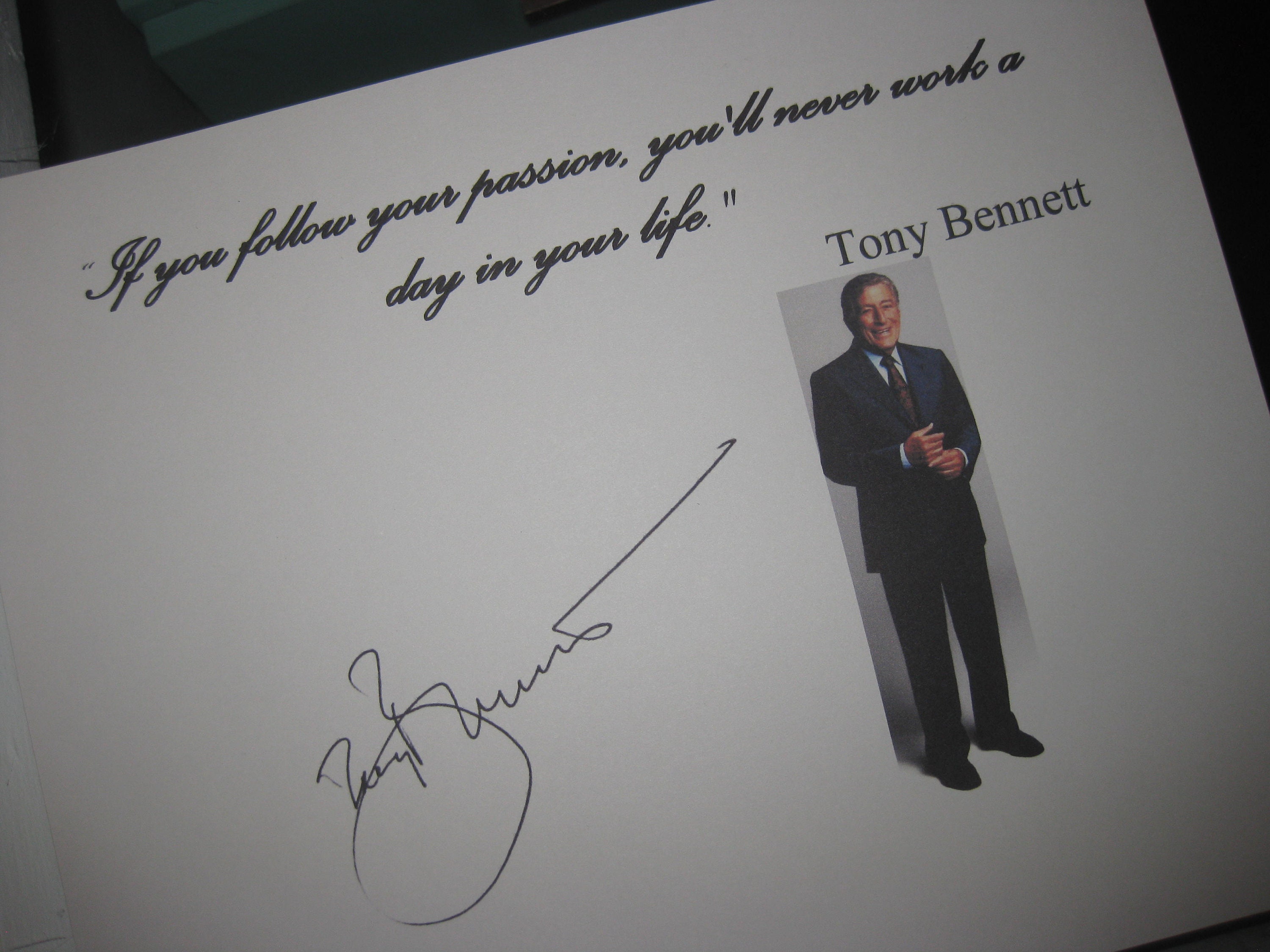 Tony Bennett Signed Hornets 8x10 Photo Inscribed Best Wishes