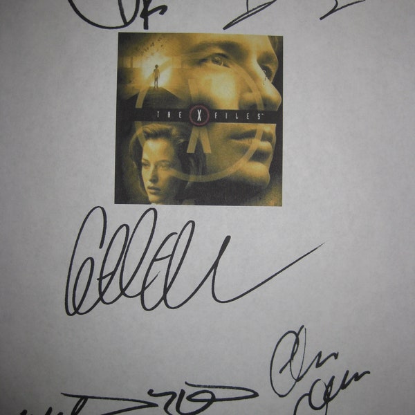 The X Files Signed TV Screenplay Script Autographs X6 David Duchovny Gillian Anderson Chris Carter Mitch Pileggi Chris Owens William Davis