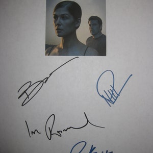 Gone Girl Signed Film Movie Screenplay Script X4 Autographs Ben Affleck Rosamund Pike Neil Patrick Harris Patrick Fugit signature