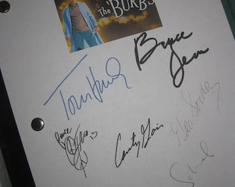 The Burbs Signed Movie Film Script Screenplay X8 Autograph Tom Hanks Bruce Dern Carrie Fisher Corey Feldman Henry Gibson Courtney Gains RPNT