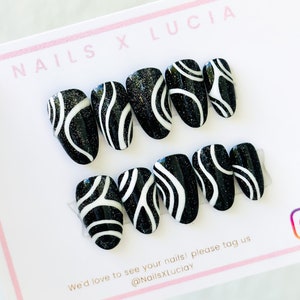 Diamonds || Black Flash gel  Hand Painted Luxury Press On Nails - Apres Gel X