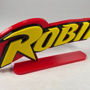Robin Freestanding Logo