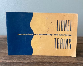 1952 Lionel Trains Instruction Booklet / Model Trains Vintage Mid Century Hobby Toy Train Set Guide