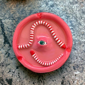 Clay Ashtray Pink Snake / Creepy Incense Burner / Air Dry Clay Resin Ashtray / Creepy Snake Dish / Psychedelic Art