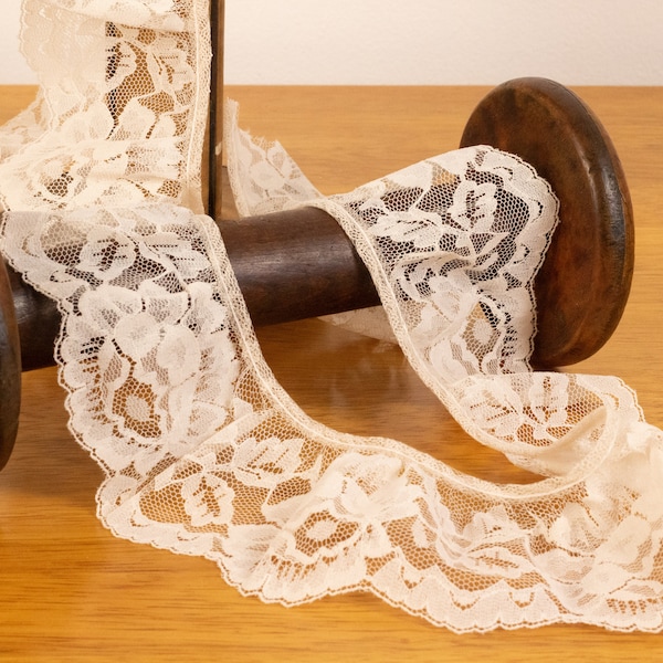 Pale Pink Lace Ruffle - Sold by the Half Yard - 3in Wide Floral Roses Lace Ruffle Trim - Romantic Lace - Soft Pink Lace Wide Edging Flounce