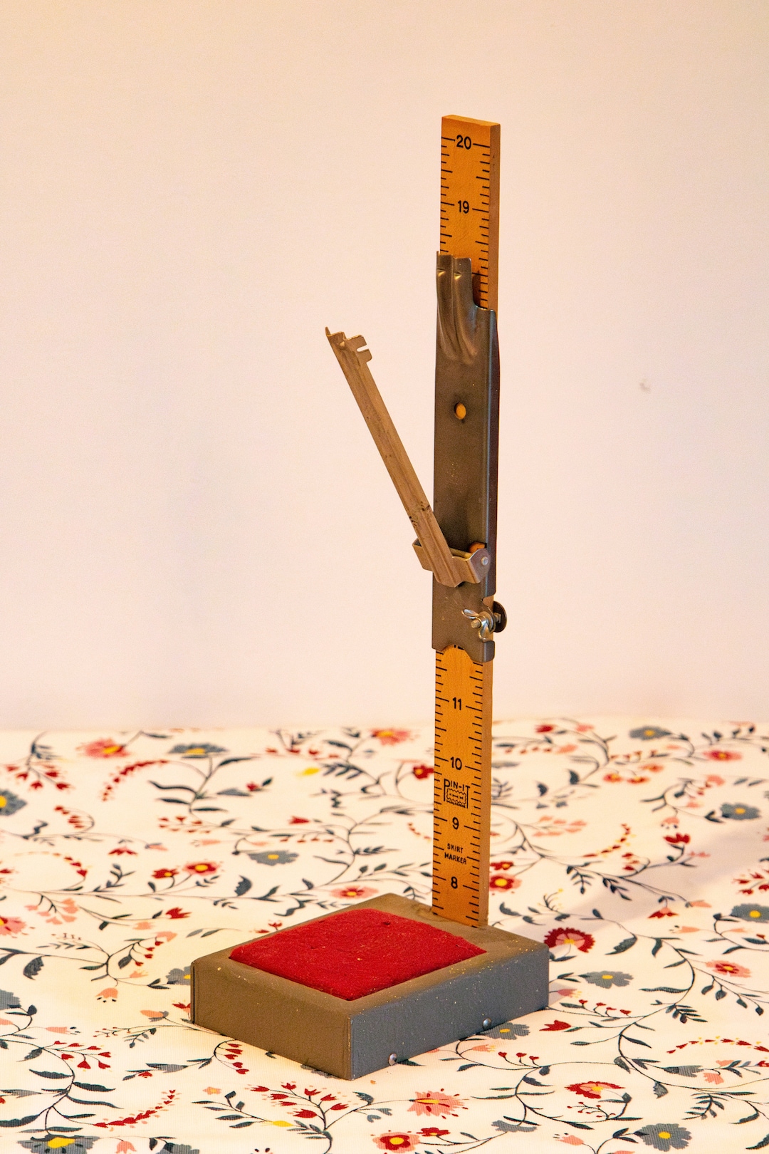 Vintage Hem Marker 1950's ORCO De Luxe Pinit Skirt Marker Easy Hemming