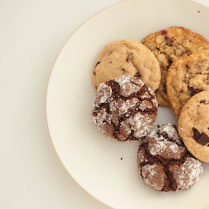 Chocolate chip/Chocolate Crinkle/Cranberry Oatmeal cookies Tri-Combo