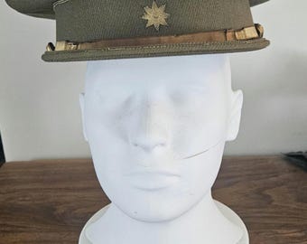 Spanish Army Officer’s Visor Cap – Estado Mayor General Staff – 1930s/40s Eagle & Sword Buttons
