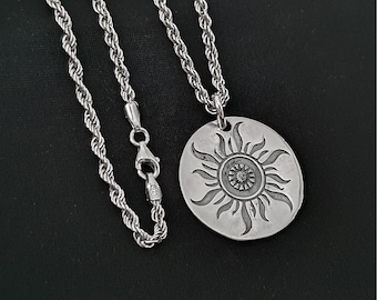 Collier Sun Silver pour hommes, collier pour hommes médaillon en argent sterling 925k, pendentif disque d’argent, collier cadeau pour petit ami, cadeau de la fête des pères