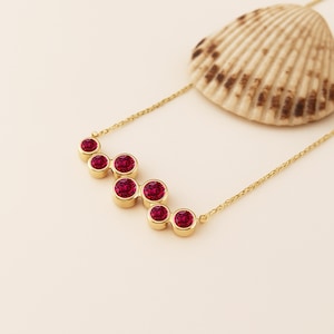 14k Solid Gold Custom Birthstone Necklace, Dainty Cluster Family 18k Necklace, 10k Personalized Gemstone Necklace for Mom,Birthstone Jewelry