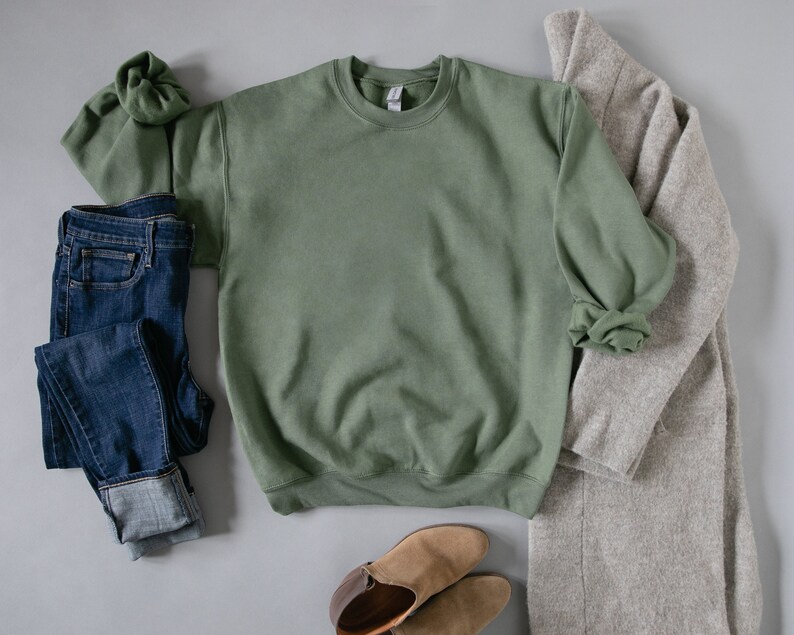 Military green gildan crewneck Clearance