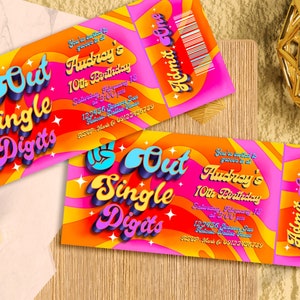 Peace Out Single Digits I'm 10 Digital bearbeitbares Ticket einladen Canva Vorlage - Mädchen 10. Geburtstagsfeier - Retro 70er Jahre Groovy Thema einladen