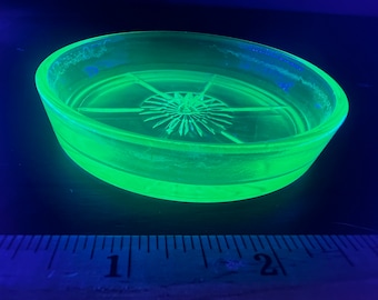 Uranium Glass Ashtray (w/ Optional UV LED Display)