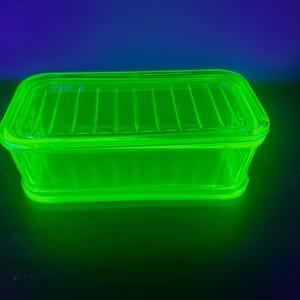Uranium Glass Refrigerator Box - Ribbed Rectangle