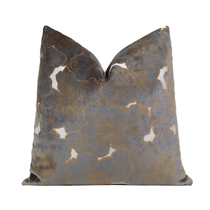 Gray velvet throw pillows clearance