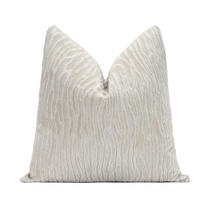 Housse de coussin en velours ivoire | Housse de coussin contemporaine | Velours de créateur | 18x18, 20x20, 22x22, 24x24, 26x26