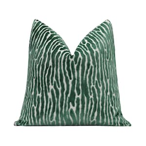 Emerald velvet pillow discount