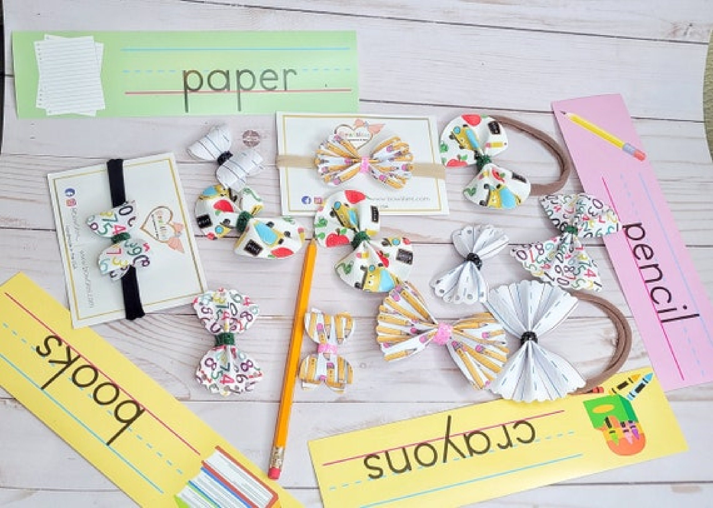 Back to School Bow and Pencil Set main image 0