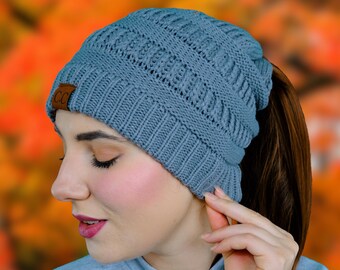 Weiche Strick Pferdeschwanz Beanie, Messy Bun Beanie, Pferdeschwanz Mütze, Pferdeschwanz Beanie, Wintermütze für Frauen, Geschenk für sie, Messy Bun, Wintermütze