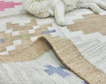 Vintage Pink Scandinavian Kilim Rug | Handwoven Wool Flat Weave | Minimalist Nordic Carpet | Geometric Boho Area Rug | 1950s Design