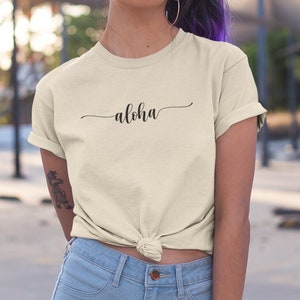 Hawaiian Aloha T-Shirt, Women’s Aloha Shirt, Minimalist Hawaii Tee, Line Art Aloha Shirt, Aloha Graphic Tee, Girly Hawaii T-Shirt
